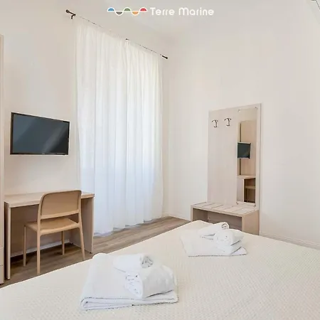 Apartment Civico76 - Interno2, Terre Marine